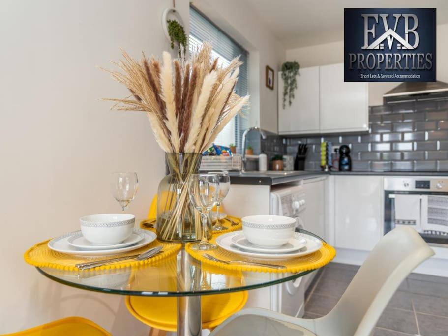 Charming Cosy Getaway Ideal For Leisure & Business Southampton Exterior foto
